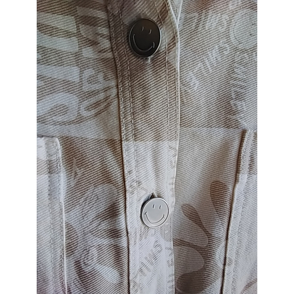 💕NWOT💕 Women's /Juniors H&M Smiley Button-Down Shirt/Jacket Oversize XS Beige - Picture 5 of 12